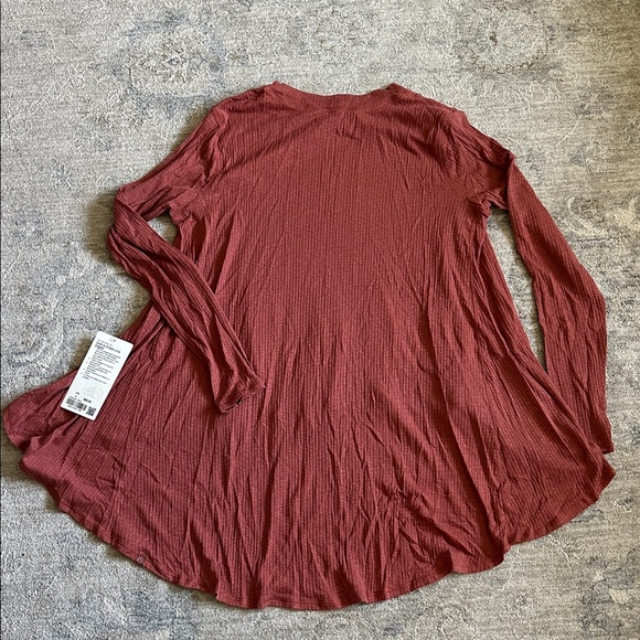 Lululemon Dare to drape long sleeve top, size L, NWT, - Picture 5 of 7